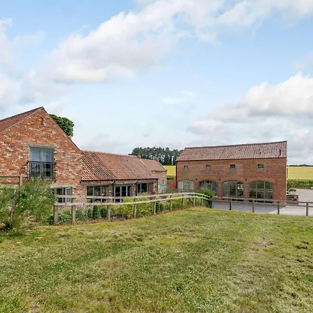Holiday home 3 Bed In Malton 75899 Amotherby